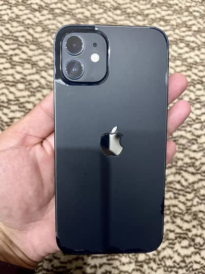Apple iPhone 12