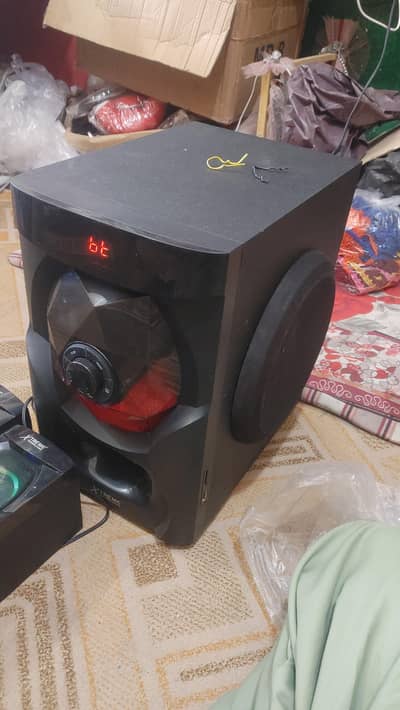 Xtreme Eiffel 9 sound system