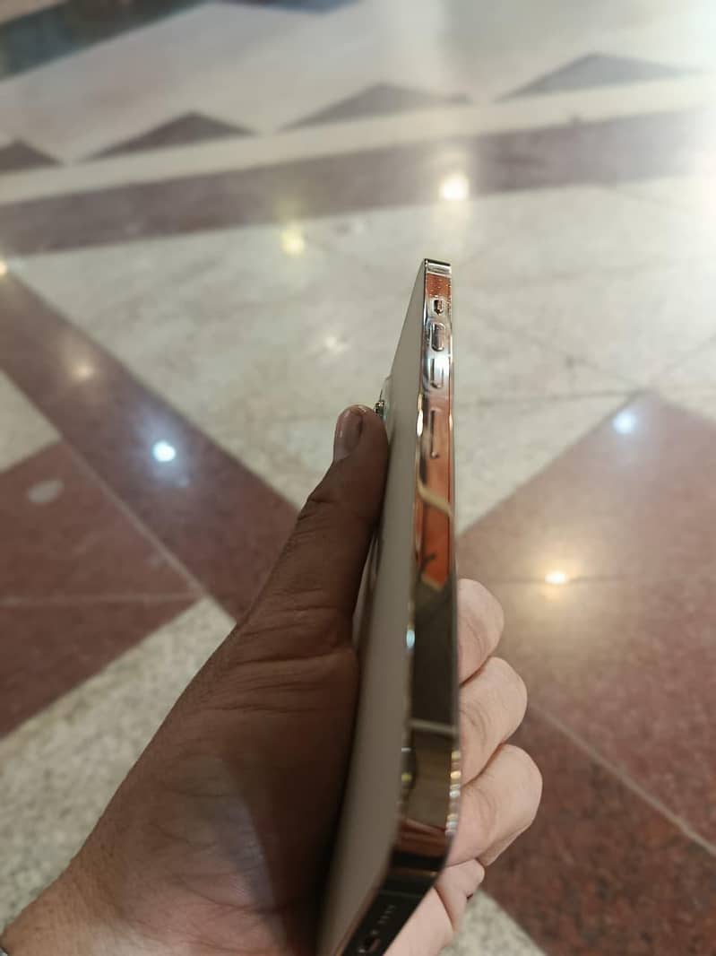 IPhone 13 Pro Max 3