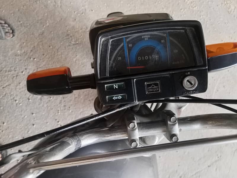 ud 70 unique 1