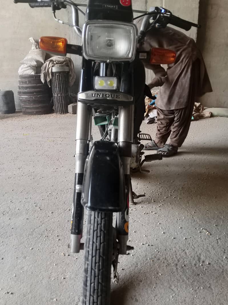 ud 70 unique 6