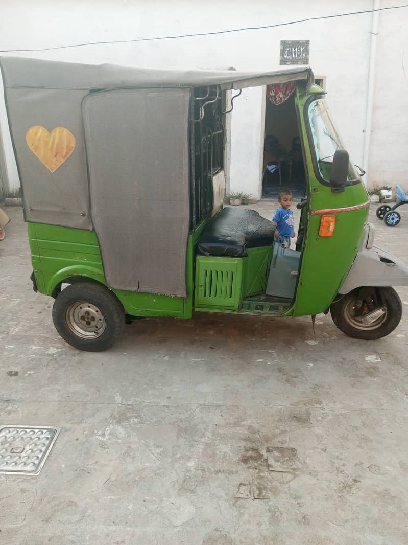 auto rickshaw 2