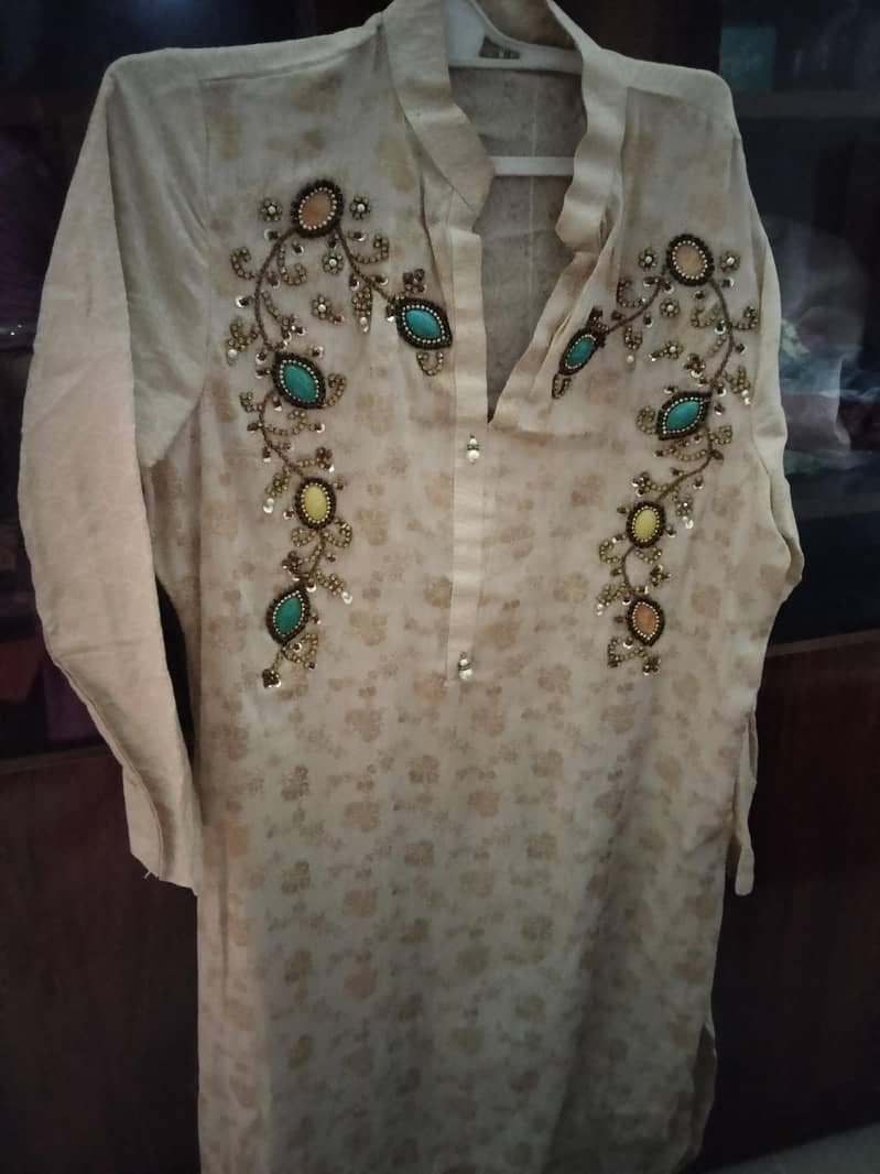 kurti 0