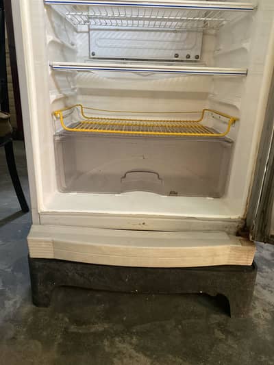 Dawlance Fridge for sell