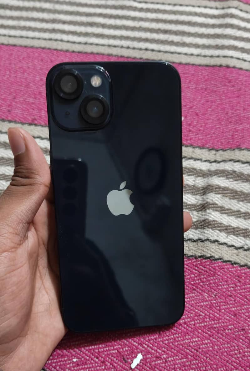 Apple iPhone 13 0