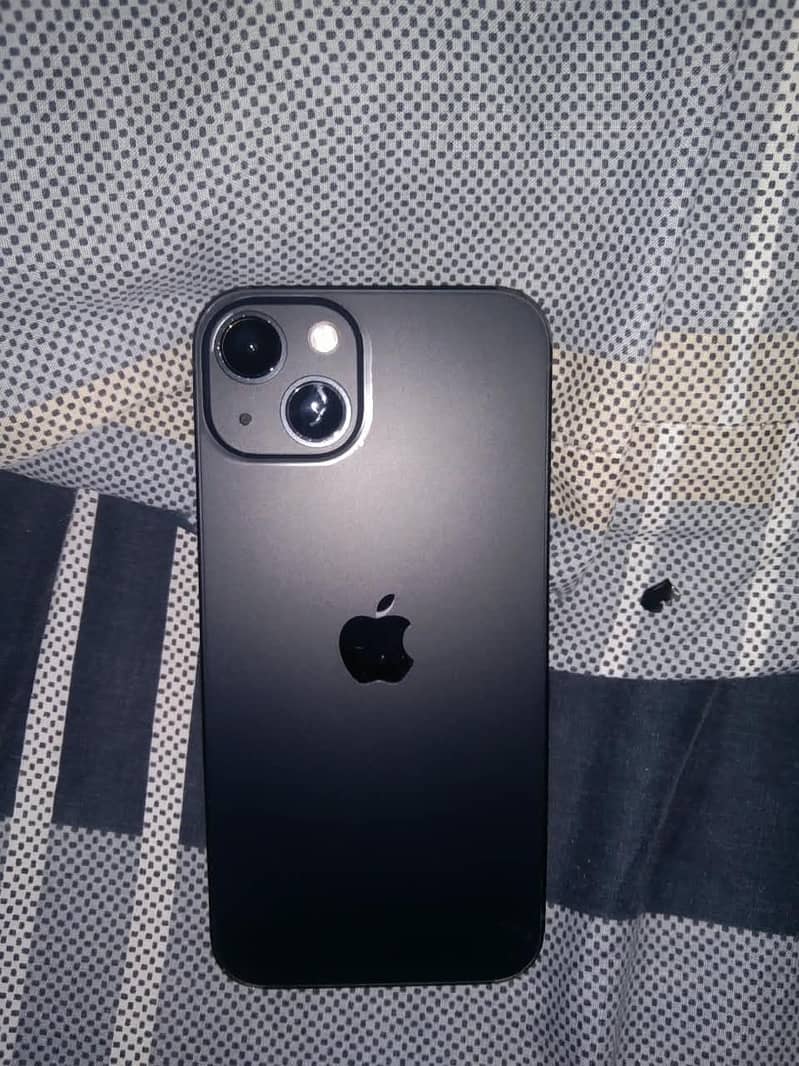 Apple iPhone 13 0