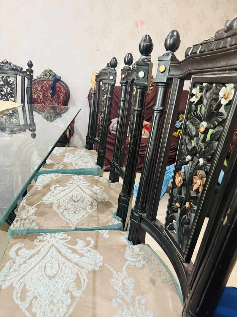 Dining Table with 6 Chairs 3