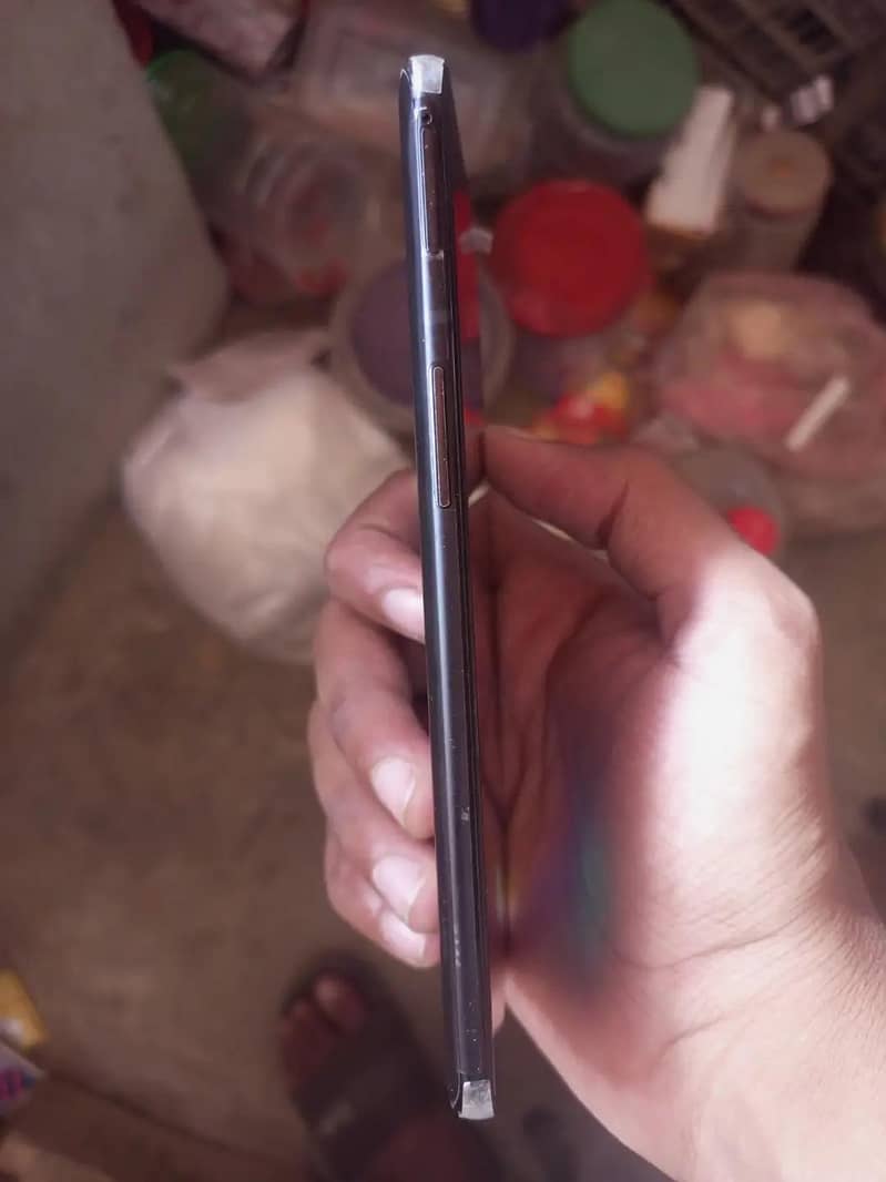 One Plus 6T 5