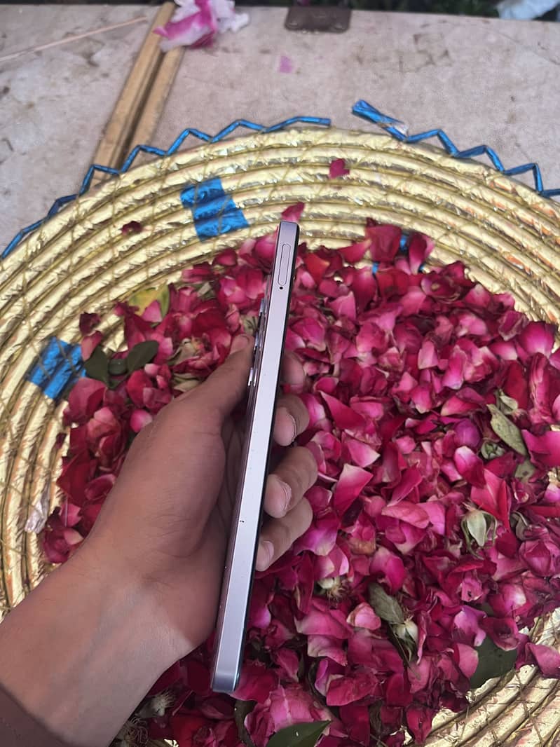 Realme C65 2