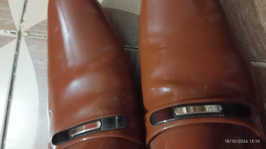 Camel colour Boots 3