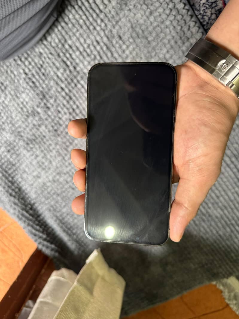 Apple iPhone 13 Pro 3