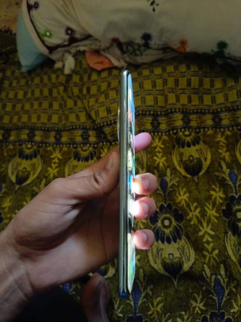 Infinix Zero 40 3