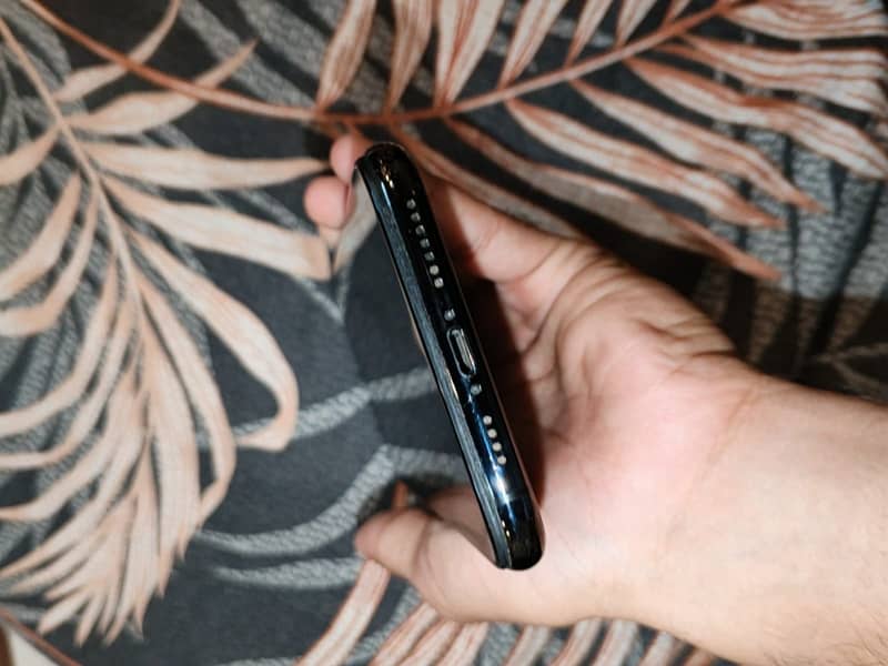 Apple iPhone 11 Pro Max 1