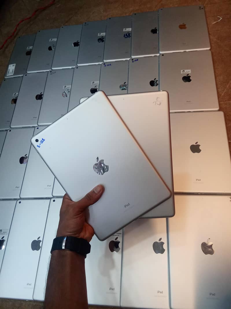 iPad 8th generation 0