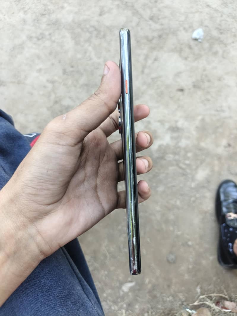 tecno camon 40 pro 4