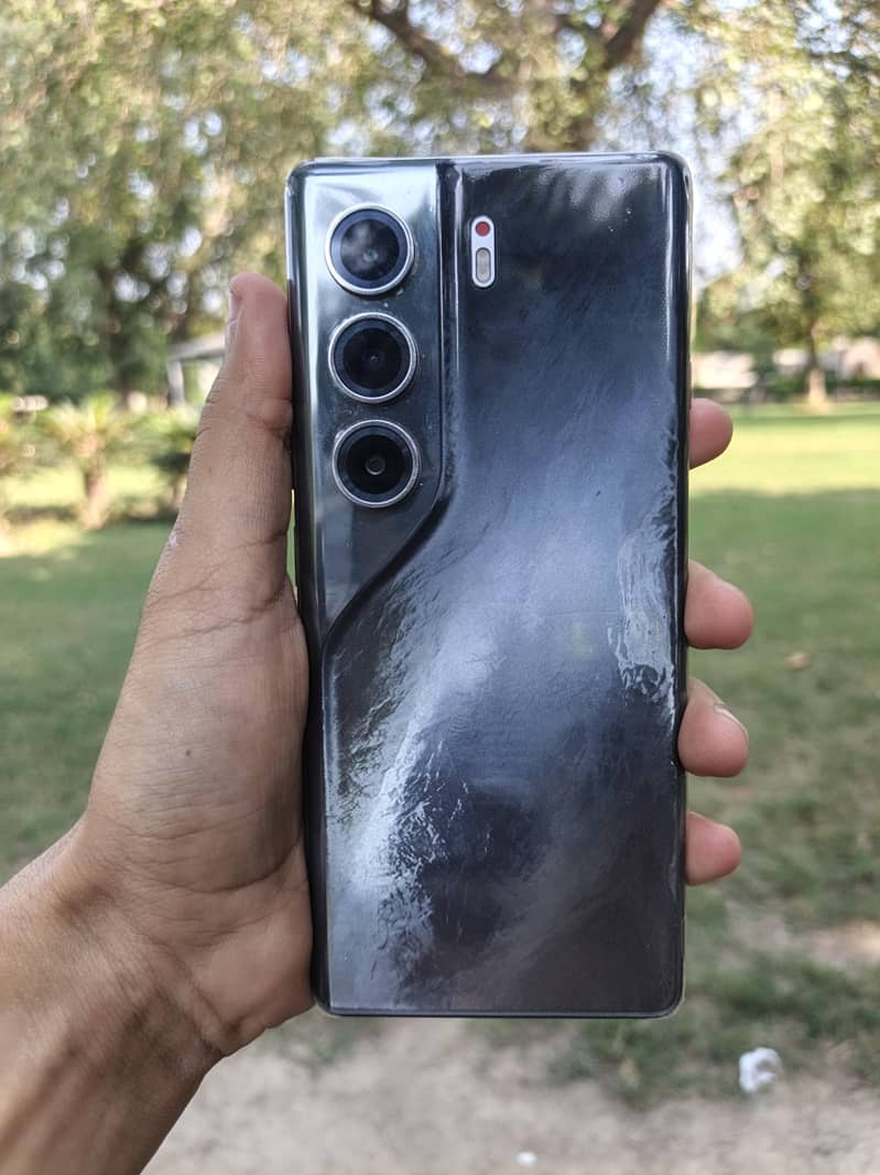 tecno camon 40 pro 6