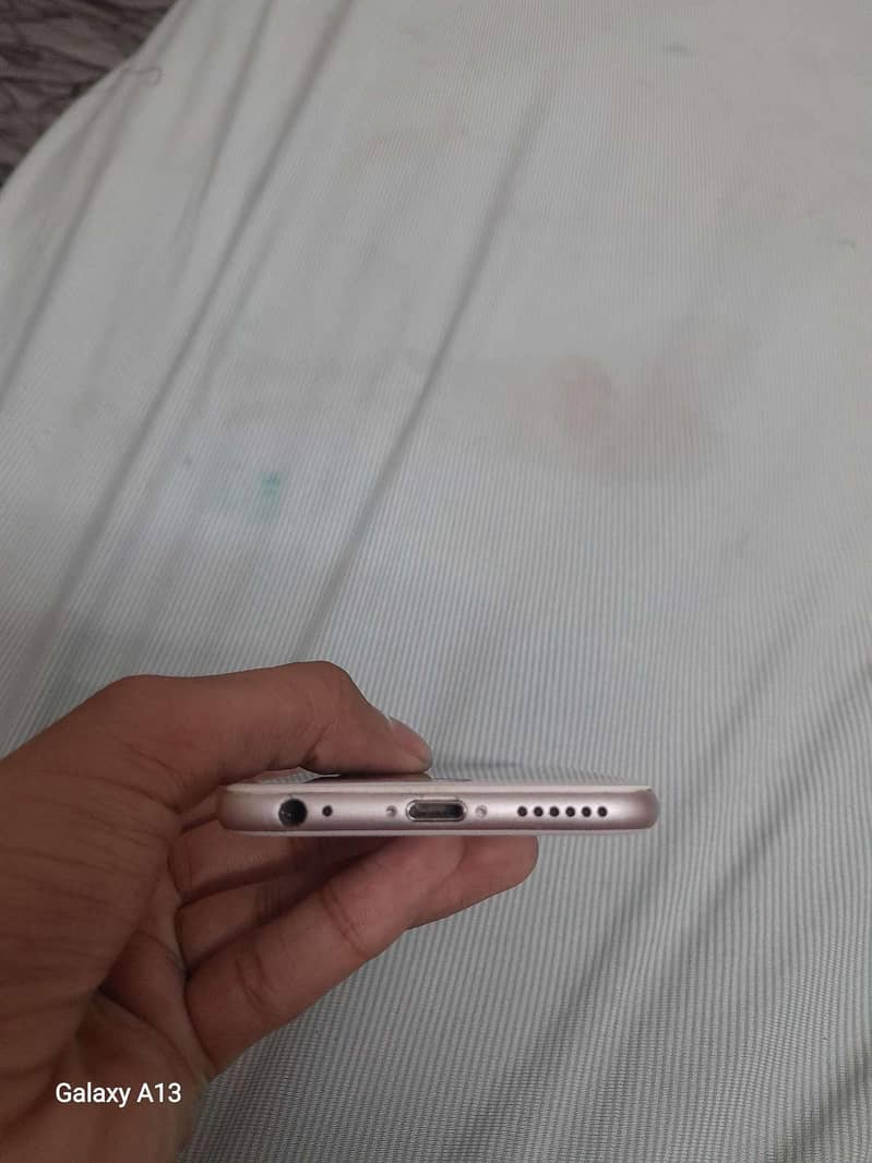 iPhone 6S 3