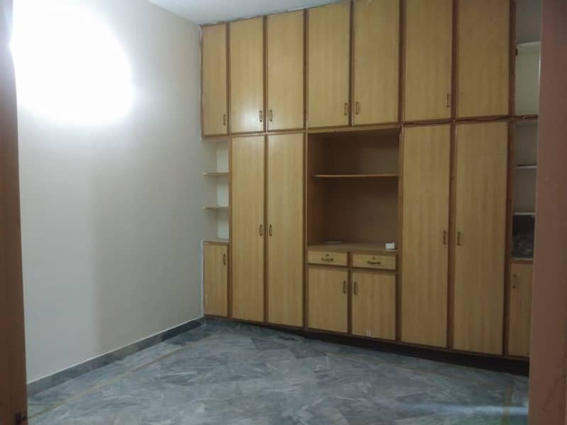 Ground floor portion 7