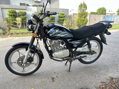 Suzuki GS 150 SE
