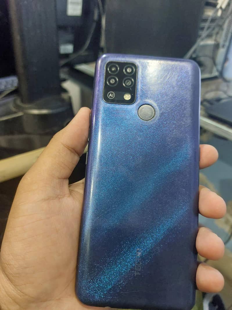Tecno Pova 2