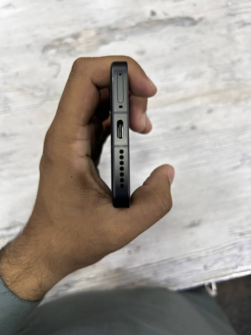 Xiaomi 15 4
