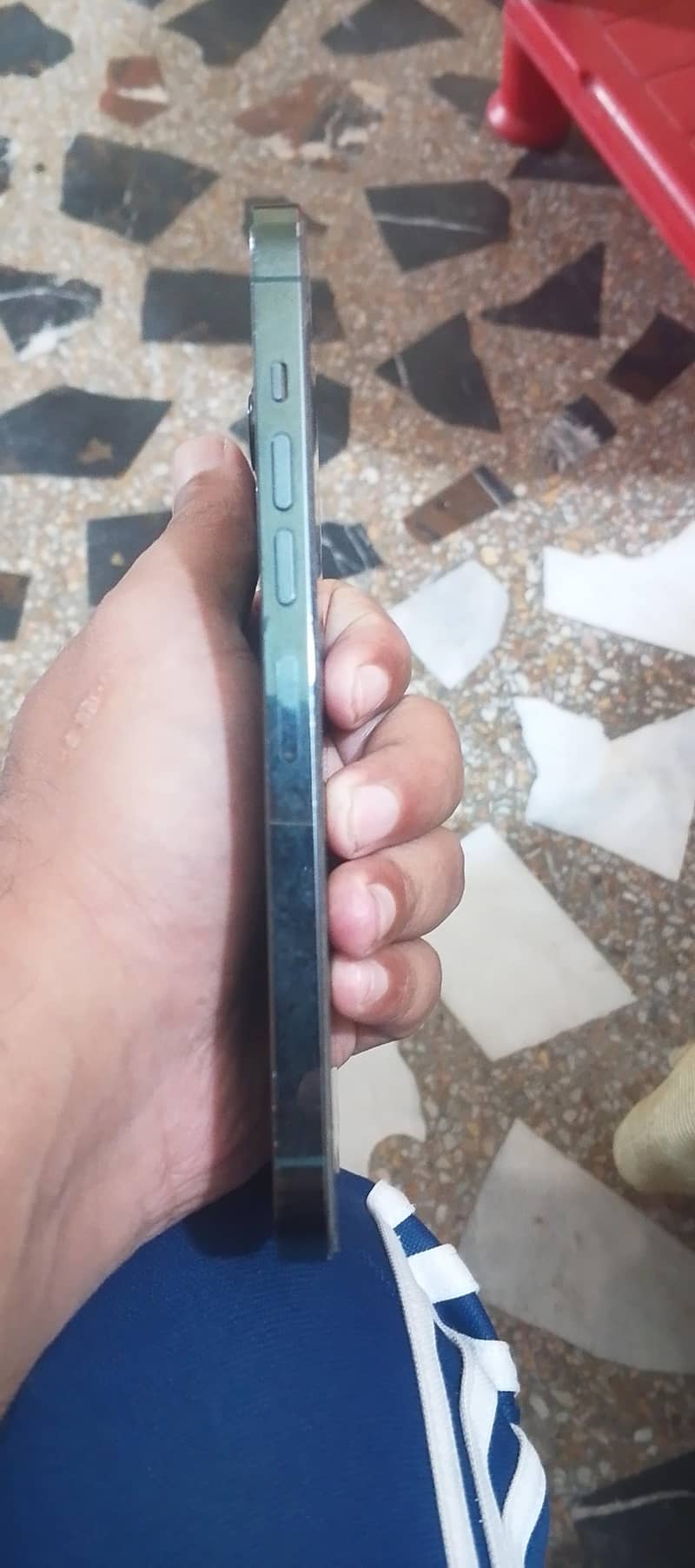Apple iPhone 13 Pro Max 2