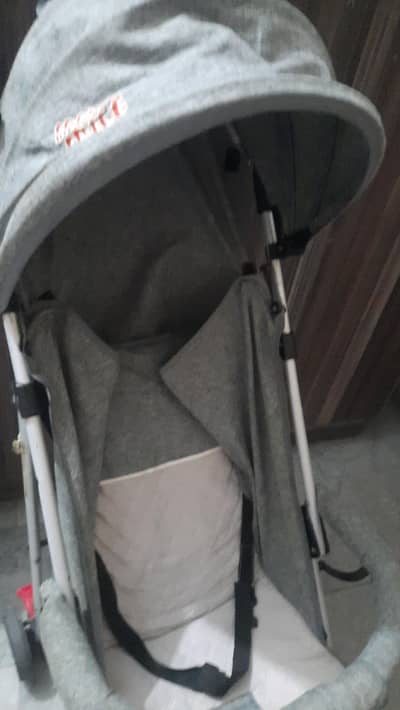 hardly 6 month use baby stroller