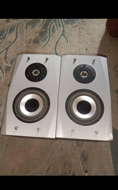 Shinon Bookshelf Speaker Pair - Surround Speaker - Working Ok
