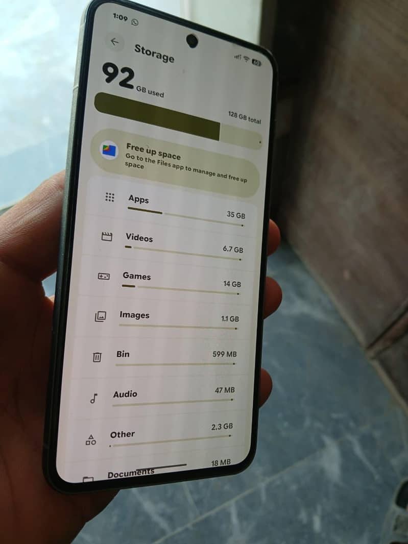 Google Pixel 8 3