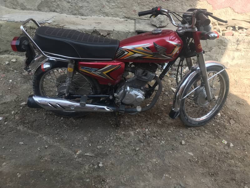 Unique 125 0