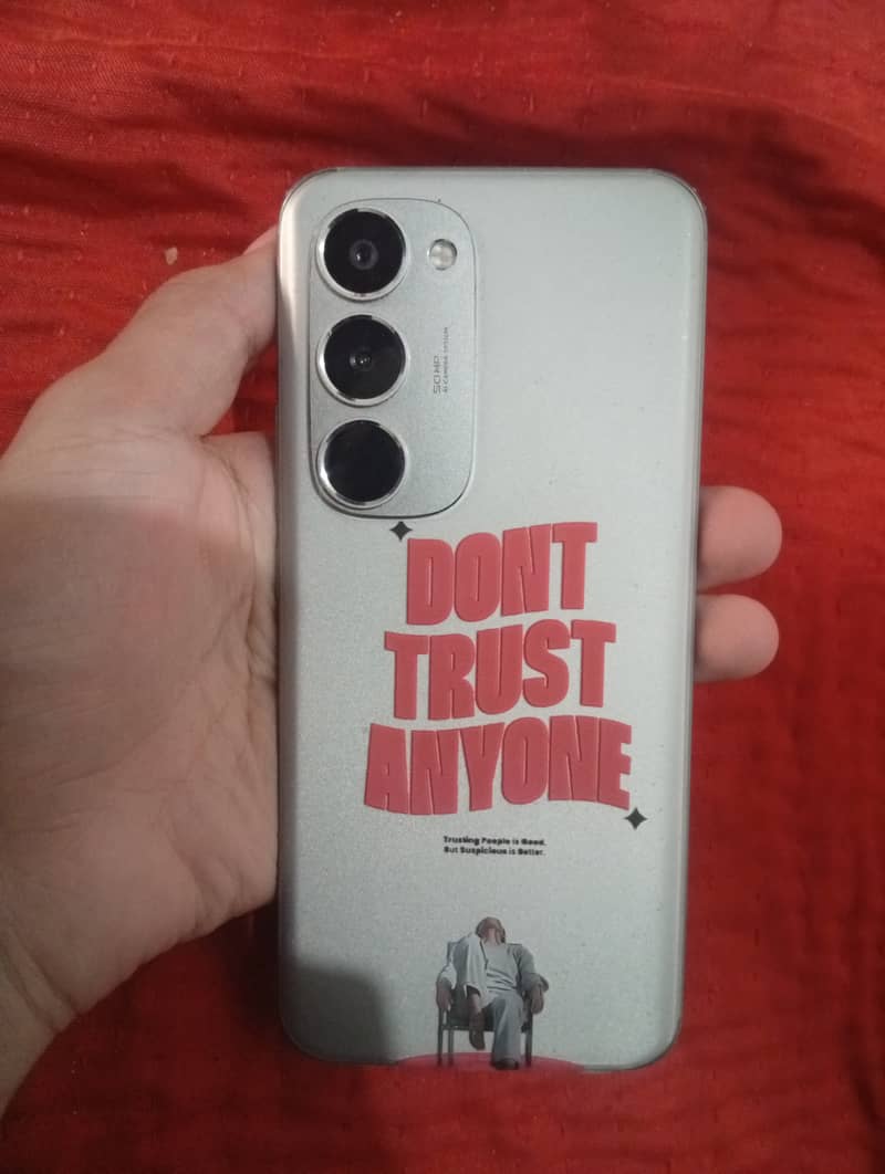 Techno spark 40 pro plus ,8 / 256 0