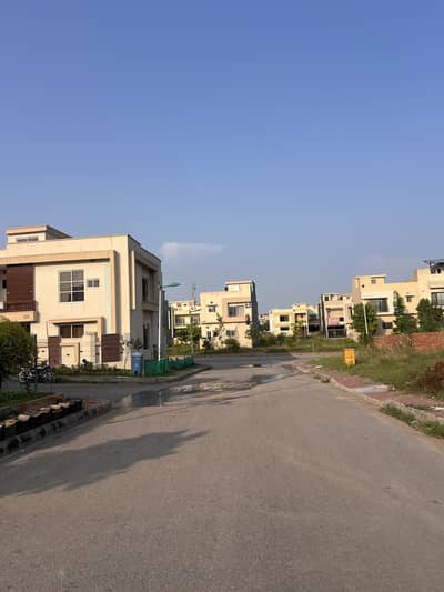 5 Marla Plot For Sale In L Block
