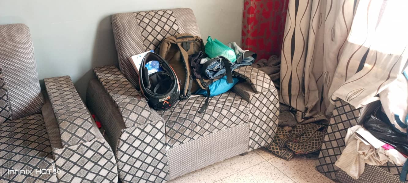 Normal conditions sofa's 2