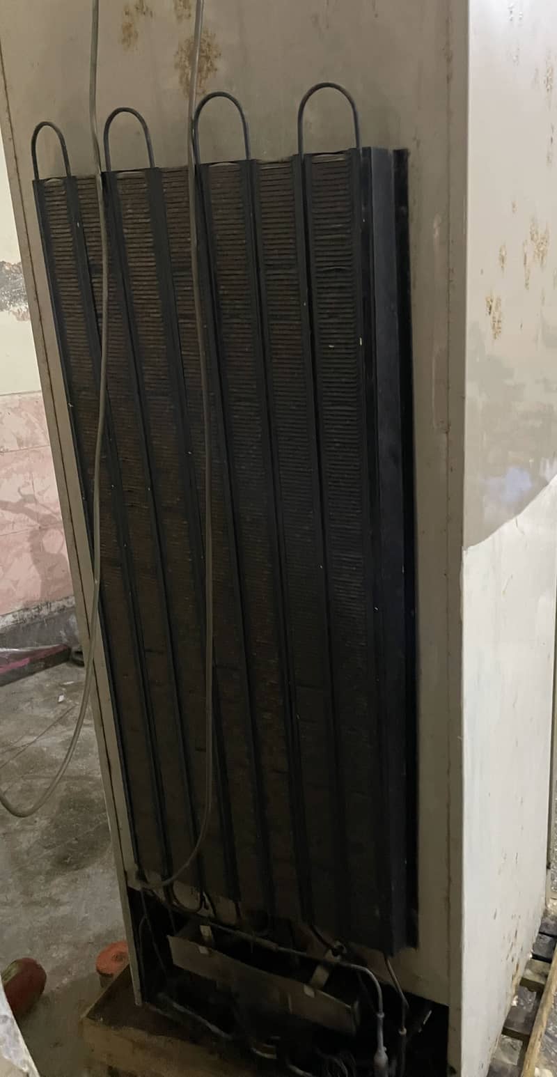 Dawlance refrigerator 0