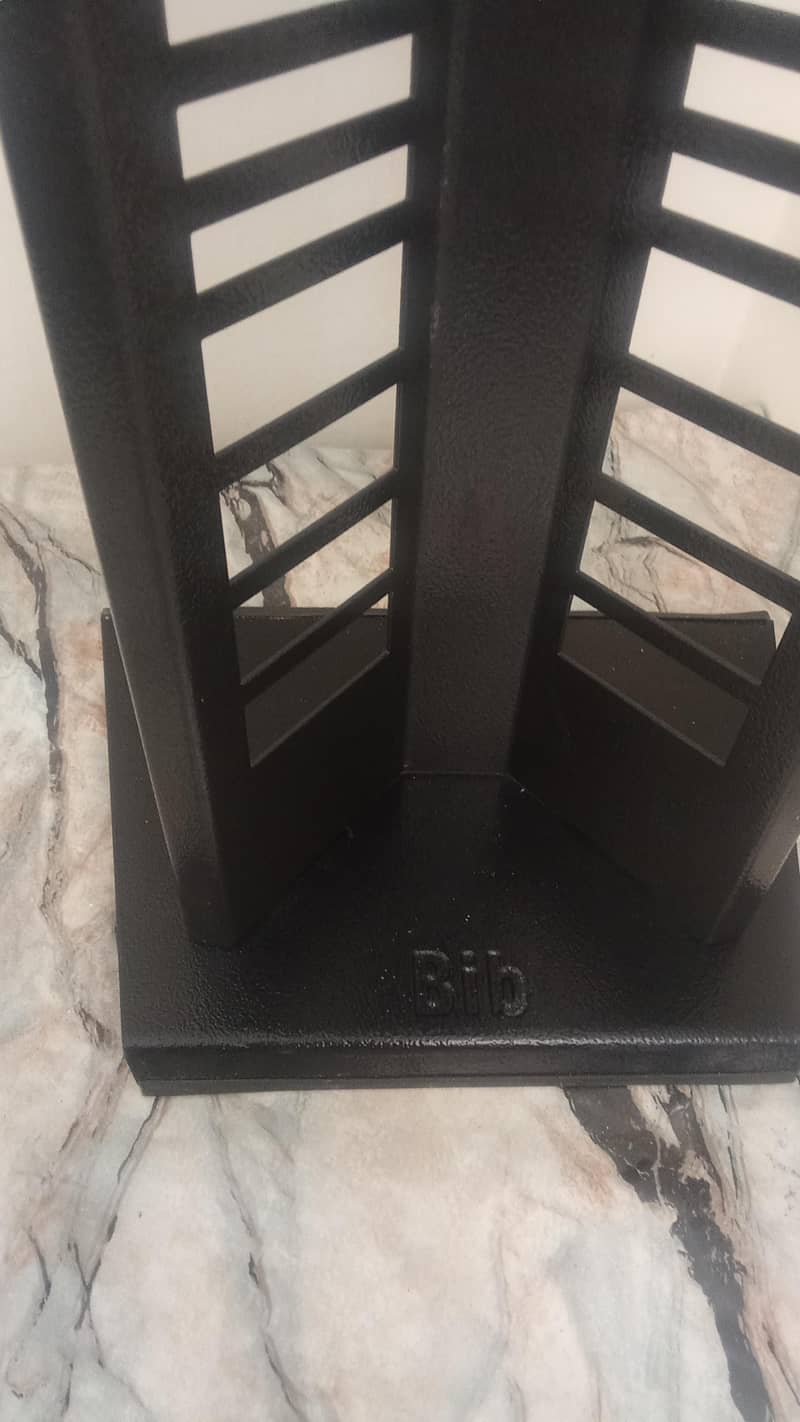 CD stand 3