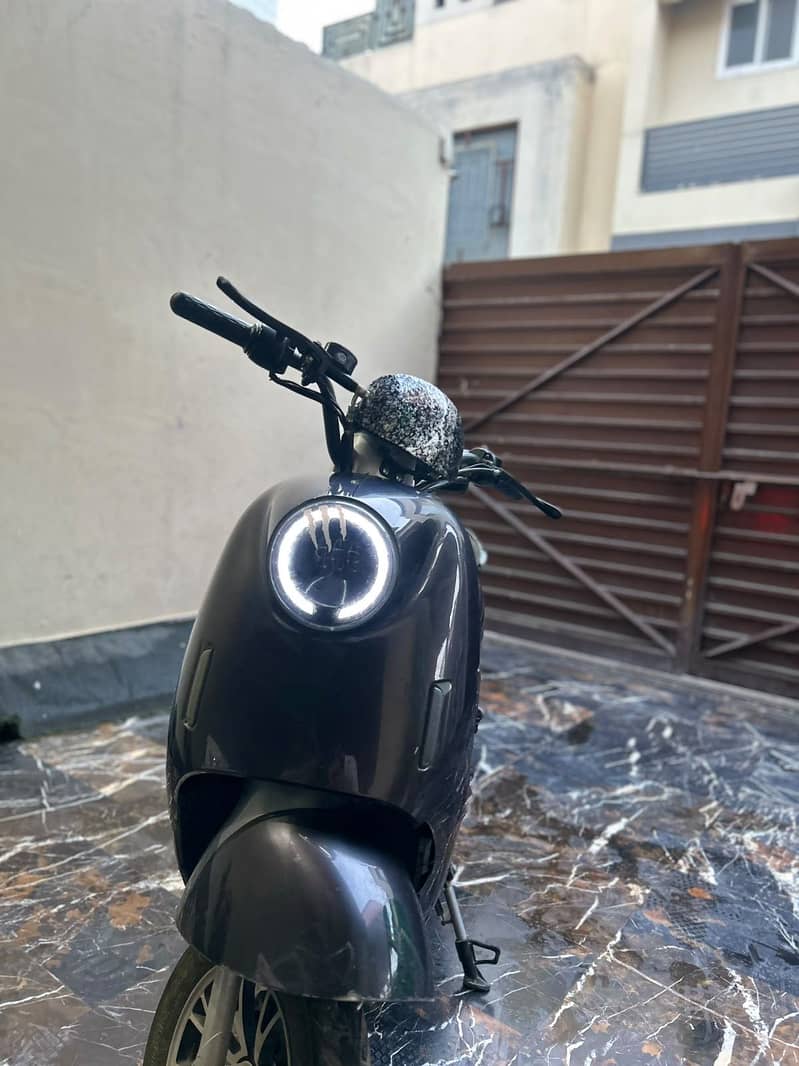 Electric scooty 2