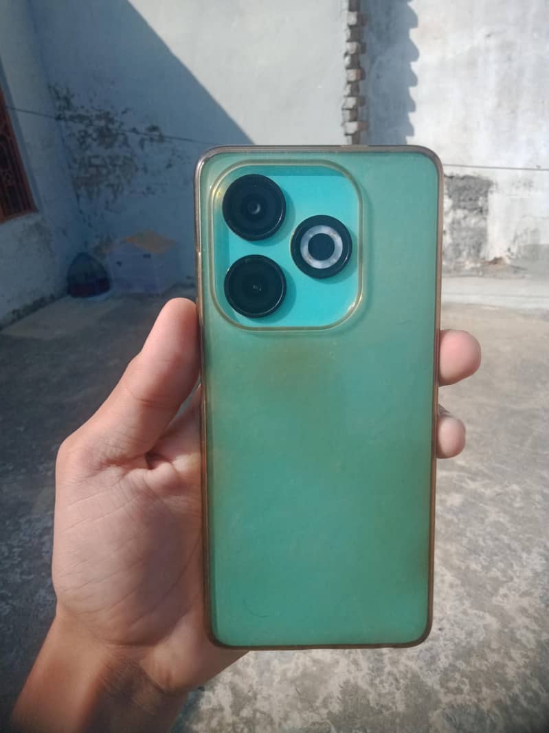 Infinix Smart 8 1