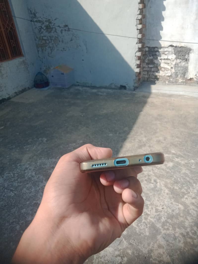 Infinix Smart 8 2