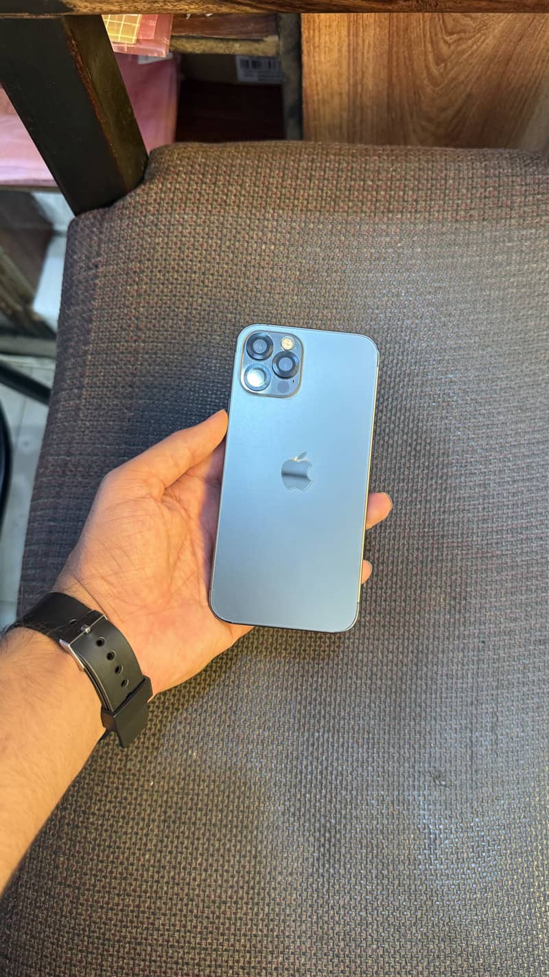 Apple iPhone 12 Pro 0