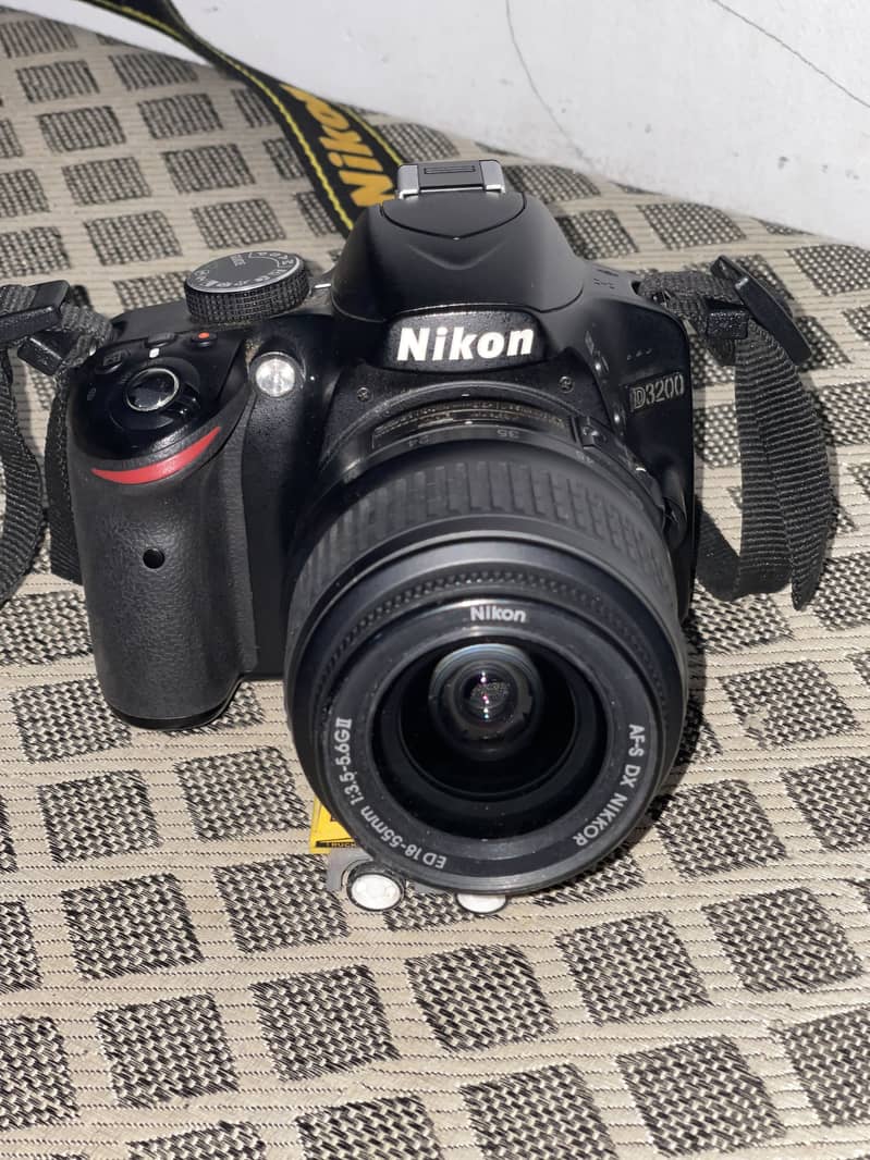Nikon D 3200 3