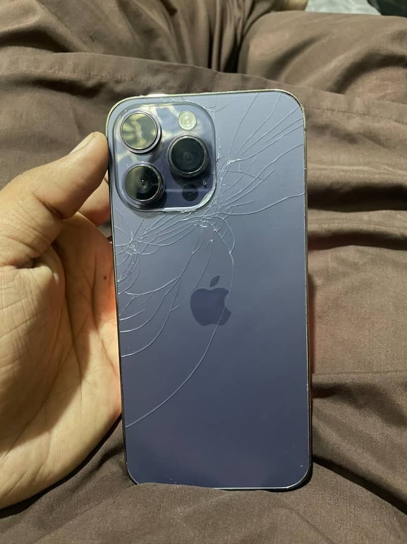 Apple iPhone 14 Pro Max 3
