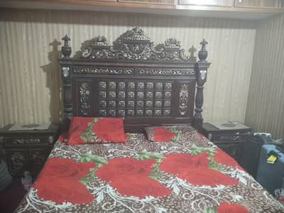 chinioti bed with side tables and dressing