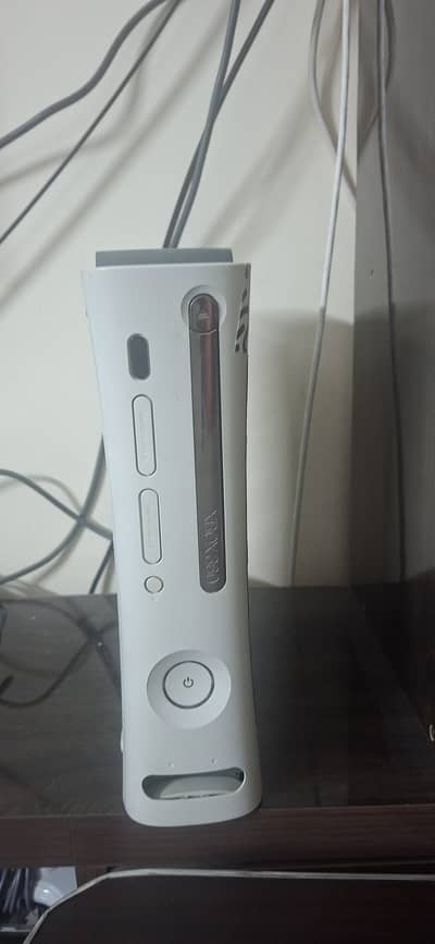 Xbox 360 all accesories cosmetic damage fully working for cheap