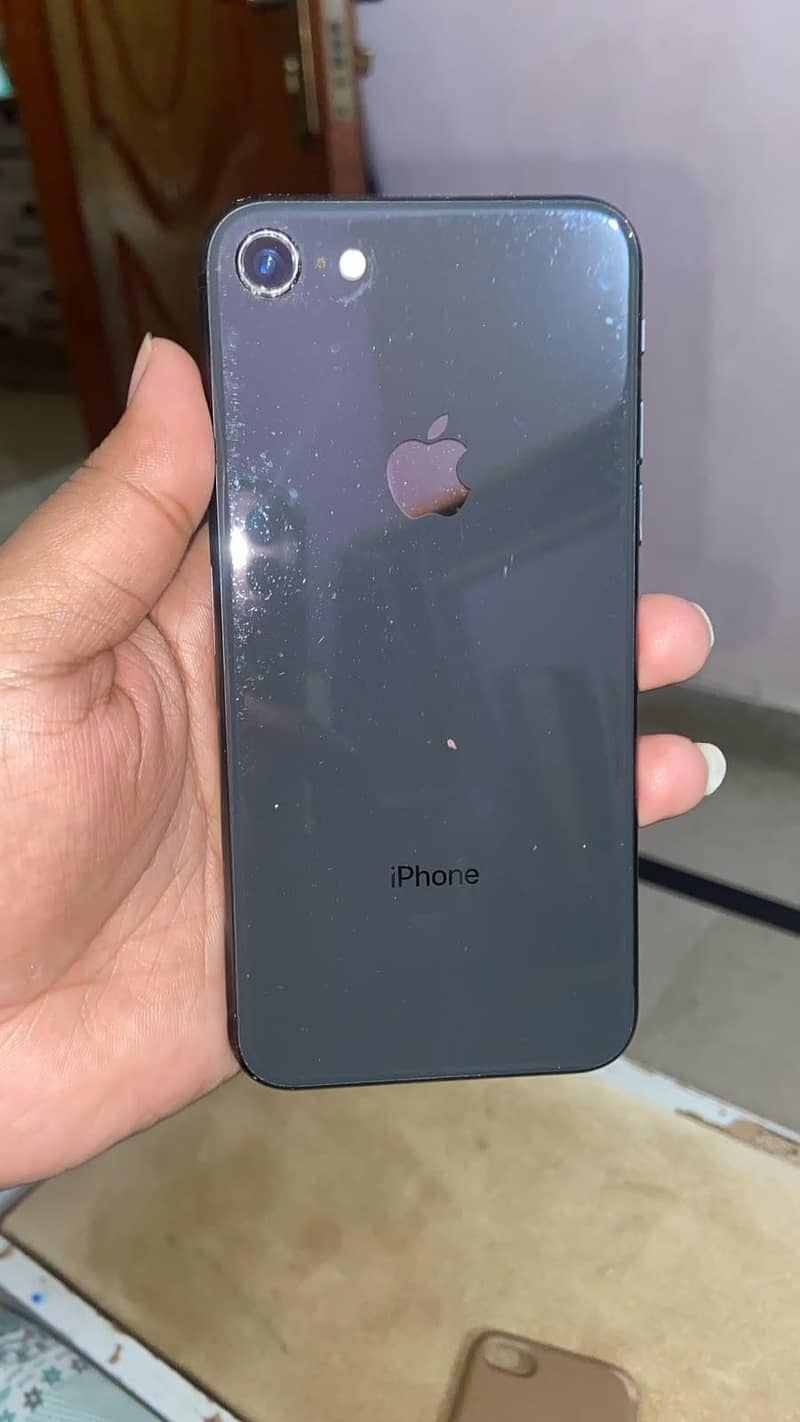 Apple iPhone 8 0