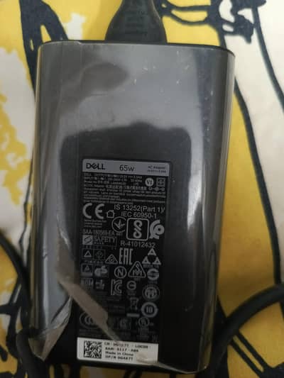 Dell 65w adapter/ charger