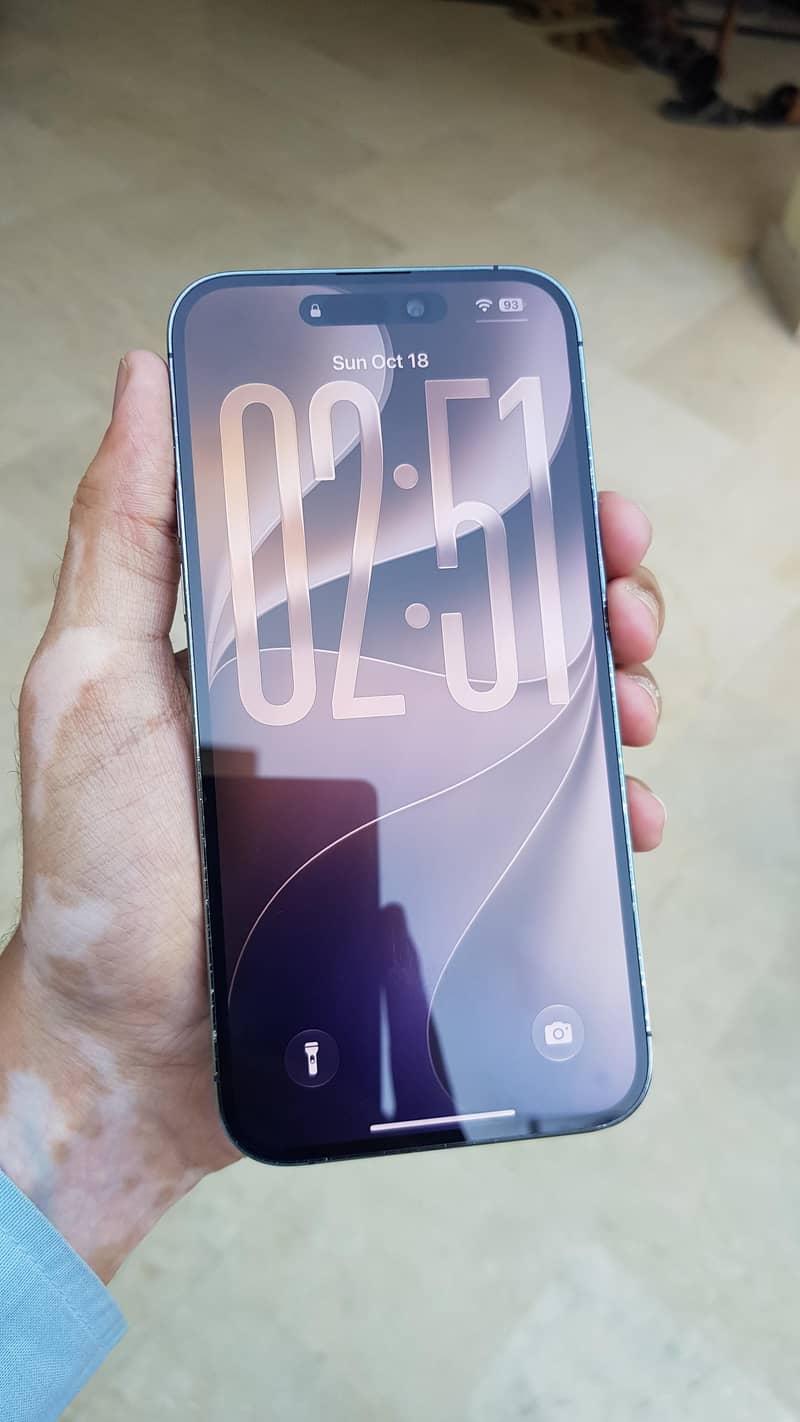 Apple iPhone 14 Pro Max 0