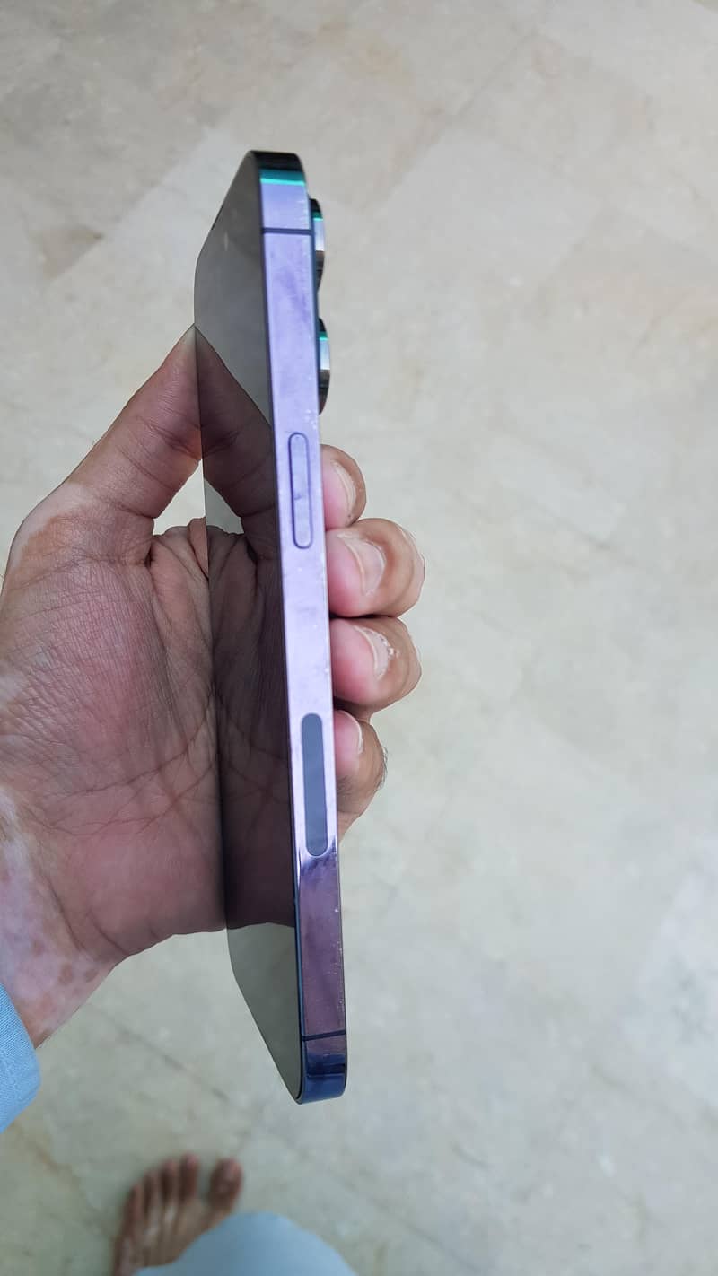 Apple iPhone 14 Pro Max 3
