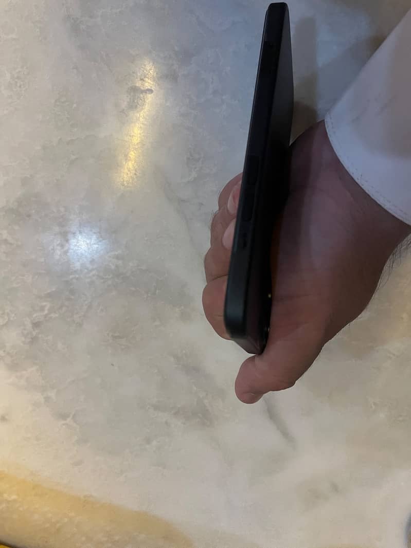 Apple iPhone 15 2
