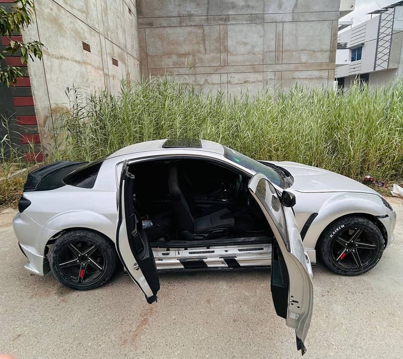 Mazda RX8 2004 3