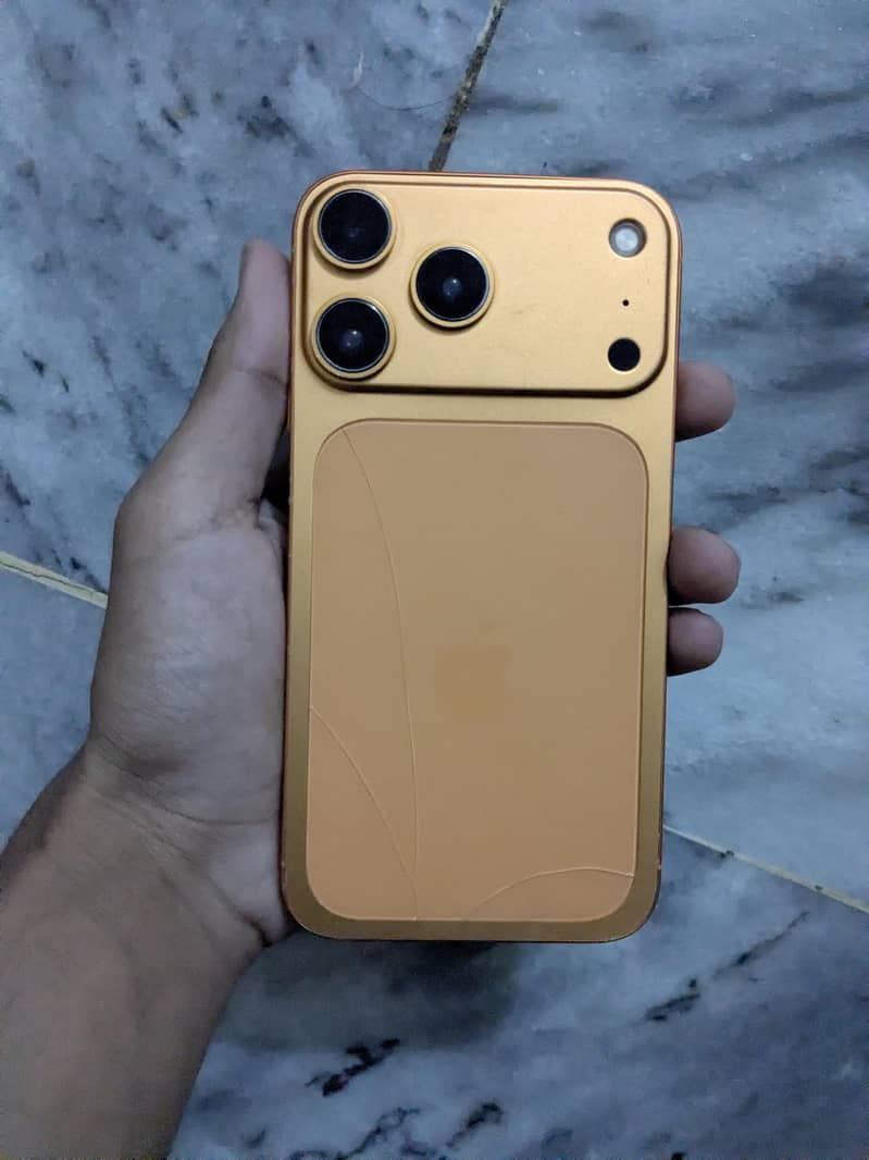 iphone XR 1
